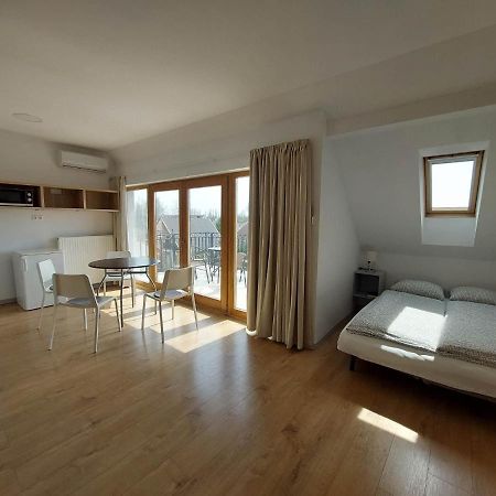 Familia Apartmanhaz 케츨리 외부 사진