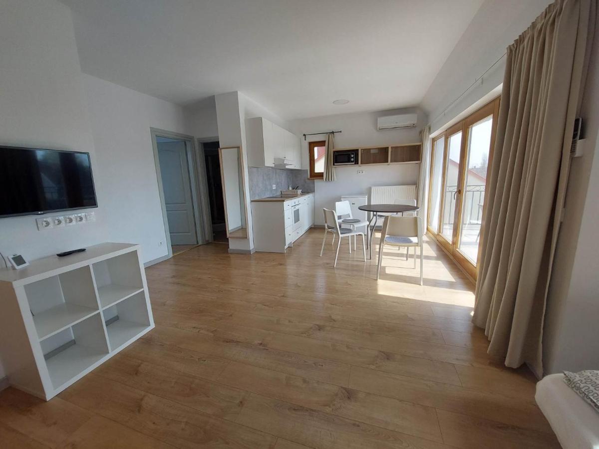 Familia Apartmanhaz 케츨리 외부 사진